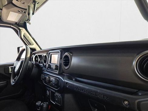 Used 2021 Jeep Wrangler Unlimited Sport image 20