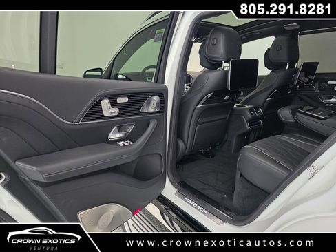 Used 2026 Mercedes-Benz Maybach GLS 600 4MATIC image 32