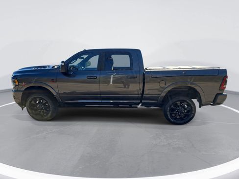 Used 2024 RAM 2500 Limited image 8