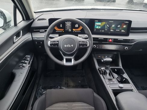 Used 2025 Kia K5 LXS image 9