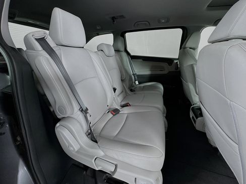 Certified 2023 Honda Odyssey EX-L image 28