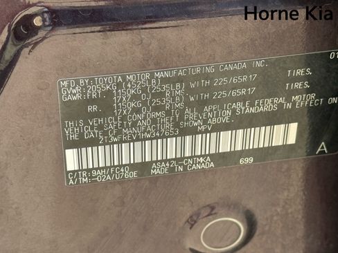 Used 2017 Toyota RAV4 XLE w/ Carpet Mat Package FWD image 29