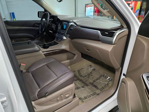 Used 2017 Chevrolet Tahoe LS AWD/4WD image 32