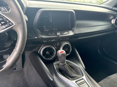 Used 2018 Chevrolet Camaro SS RWD image 20