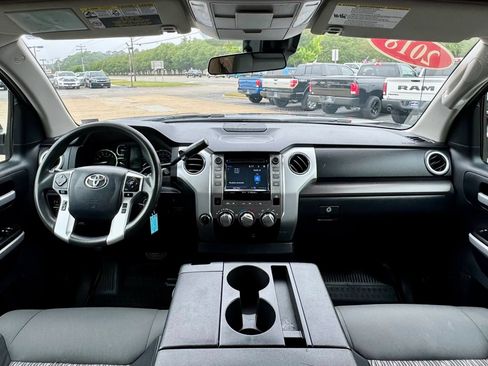 Used 2018 Toyota Tundra SR5 AWD/4WD image 13