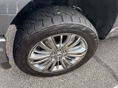 Used 2024 Ford F150 Platinum w/ Equipment Group 703A Plus image 8