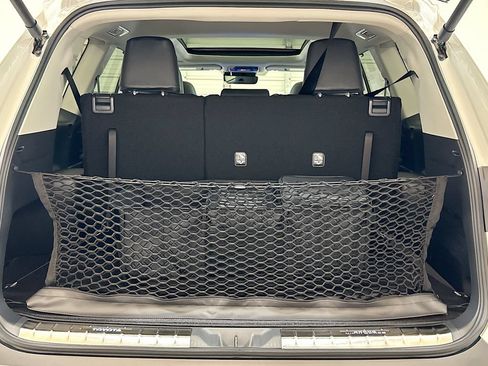 New 2025 Toyota Grand Highlander FWD image 24