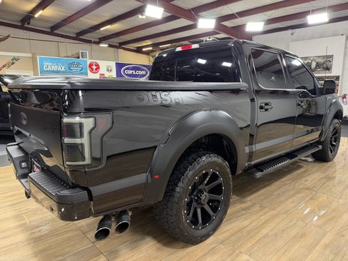 Used 2017 Ford F150 Lariat w/ Equipment Group 502A Luxury AWD/4WD image 5