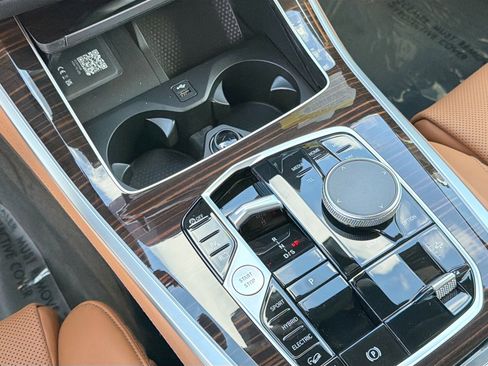 New 2026 BMW X5 xDrive50e w/ M Sport Package image 29