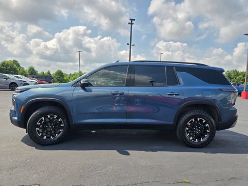 Used 2024 Chevrolet Traverse Z71 w/ Enhanced Driving Package AWD/4WD image 5