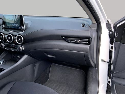 Used 2024 Nissan Sentra SV image 18