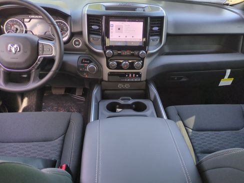 New 2026 RAM 1500 Express AWD/4WD image 20