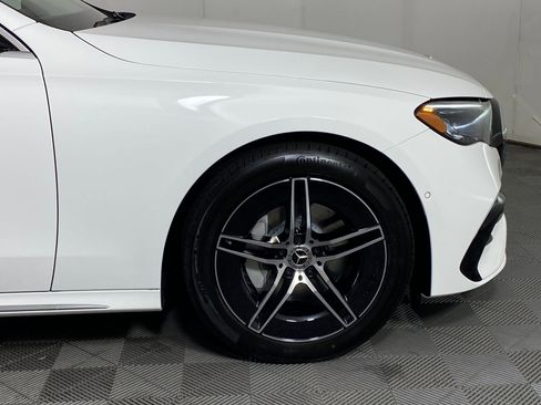 Used 2026 Mercedes-Benz E 350 4MATIC Sedan image 10