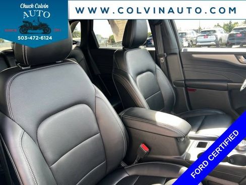 Certified 2025 Ford Escape Platinum AWD/4WD image 25