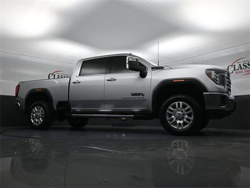 Used 2023 GMC Sierra 2500 SLT w/ SLT Premium Package image 31