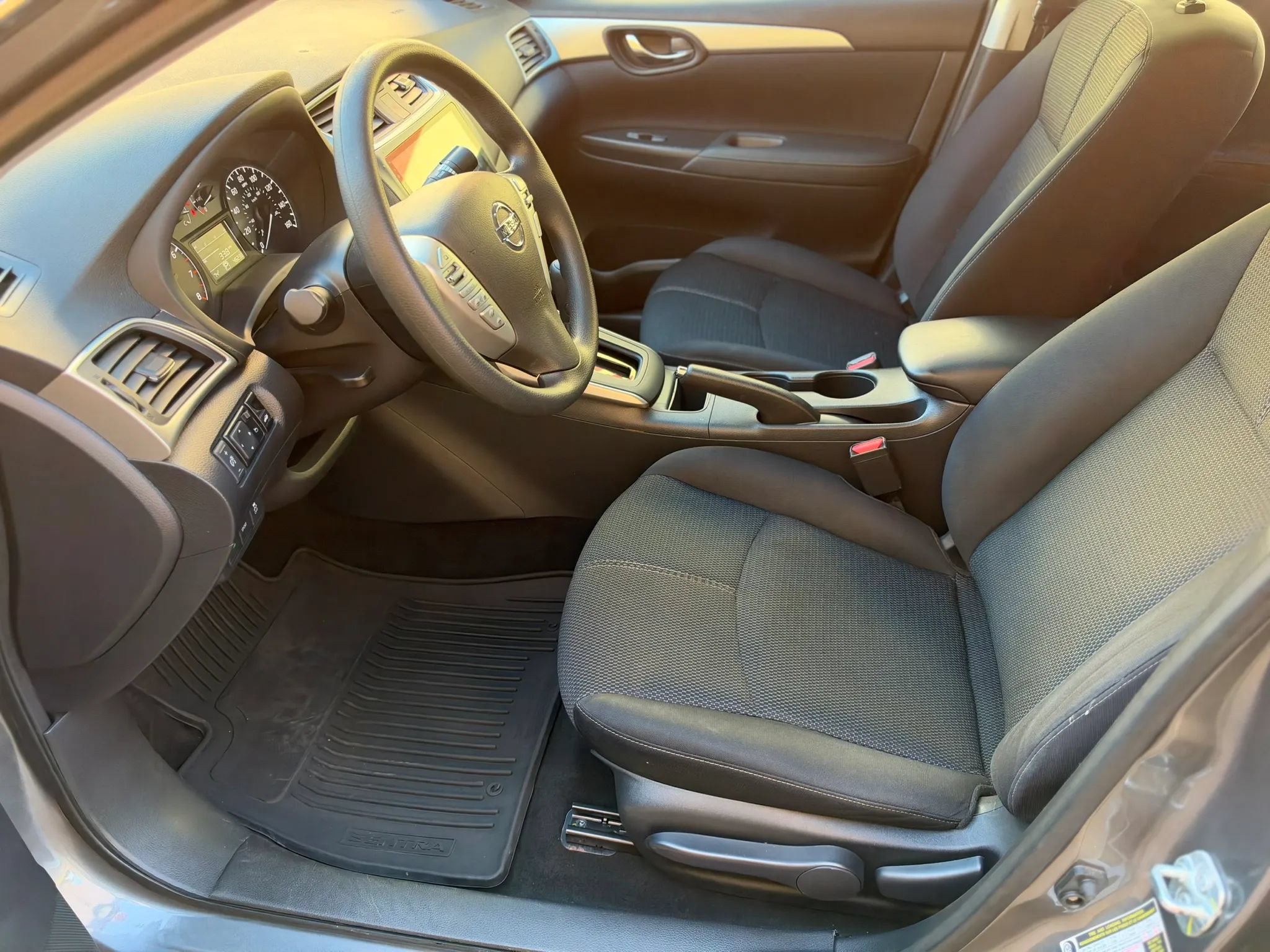 Used 2017 Nissan Sentra S FWD image 9