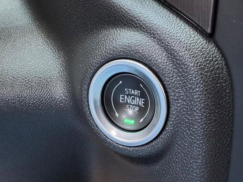 Used 2021 GMC Sierra 1500 AT4 w/ Technology Package image 10