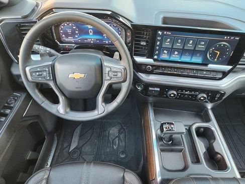 Used 2023 Chevrolet Silverado 1500 High Country w/ High Country Premium Package image 29