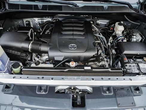 Used 2019 Toyota Tundra Platinum image 28