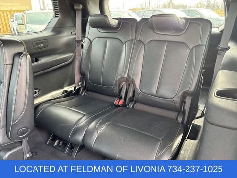 Used 2024 Jeep Grand Cherokee L Limited w/ Luxury Tech Group II image 36