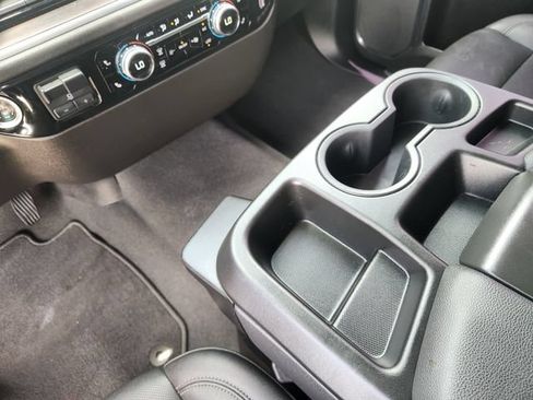 Used 2025 GMC Sierra 1500 SLT RWD image 18