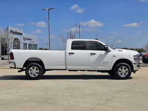 New 2026 RAM 3500 Big Horn AWD/4WD image 7