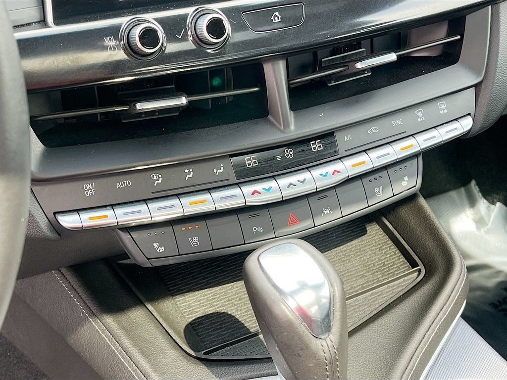 Used 2025 Cadillac CT4 Premium Luxury w/ Climate Package AWD/4WD image 15