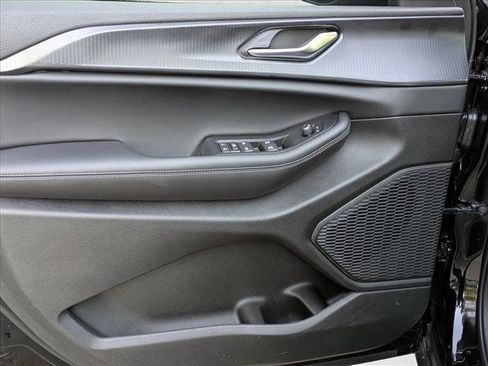 New 2025 Jeep Grand Cherokee L Laredo w/ Luxury Tech Group I image 16