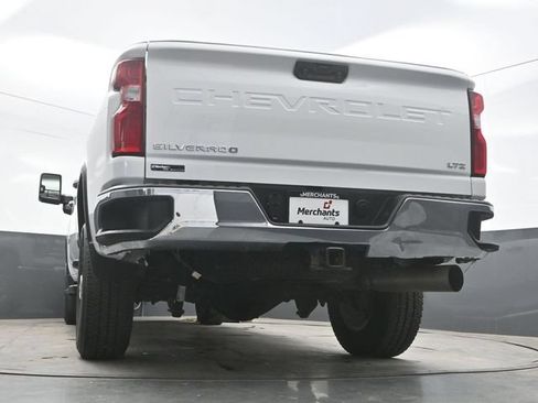 Used 2024 Chevrolet Silverado 2500 LTZ AWD/4WD image 34