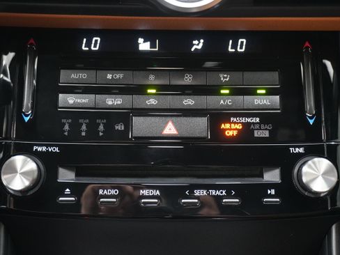 Used 2021 Lexus IS 300 w/ Accessory Package 2 RWD image 20