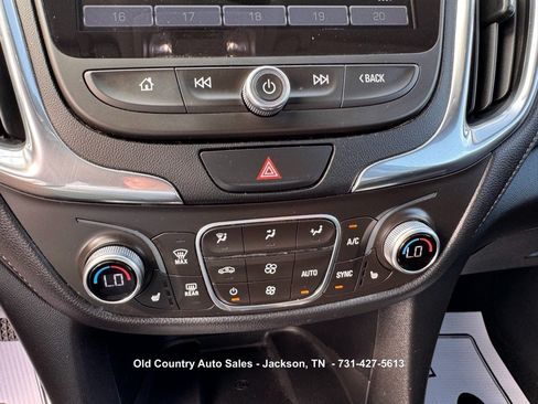 Used 2018 Chevrolet Equinox Premier FWD image 23