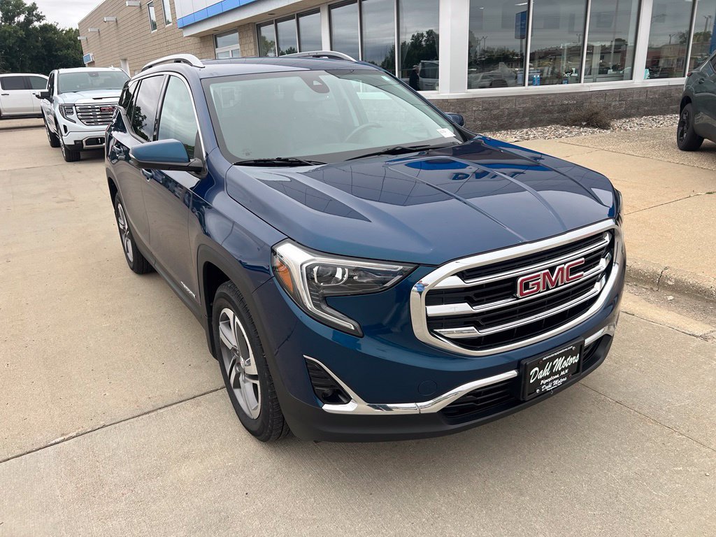Used 2020 GMC Terrain SLT w/ Preferred Package AWD/4WD image 2