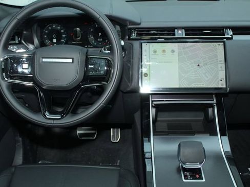 New 2026 Land Rover Range Rover Velar Dynamic SE image 4