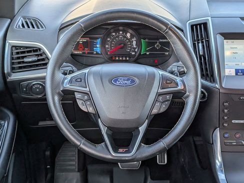 Used 2020 Ford Edge ST w/ Equipment Group 401A image 15