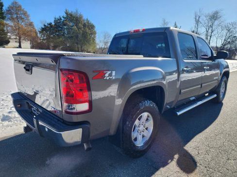 Used 2013 GMC Sierra 1500 SLT w/ SLT Convenience Package image 6