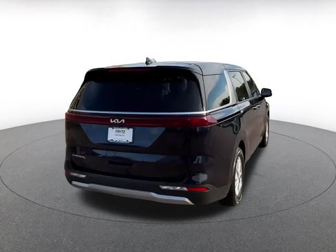 Used 2024 Kia Carnival LX image 14