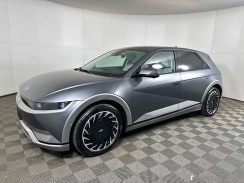 Used 2024 Hyundai Ioniq 5 Limited image 7