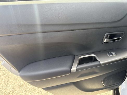 New 2026 Mitsubishi Outlander Sport SE image 9