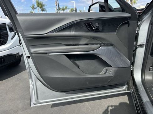 New 2026 Cadillac Lyriq V image 23