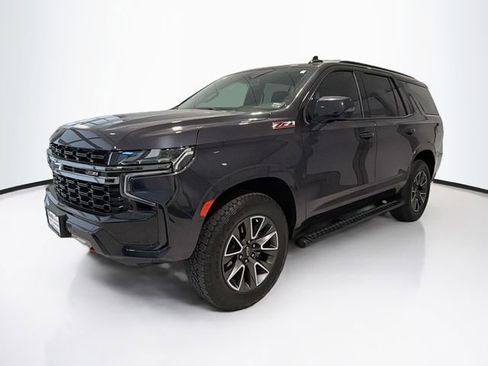 Certified 2022 Chevrolet Tahoe Z71 w/ Luxury Package image 3