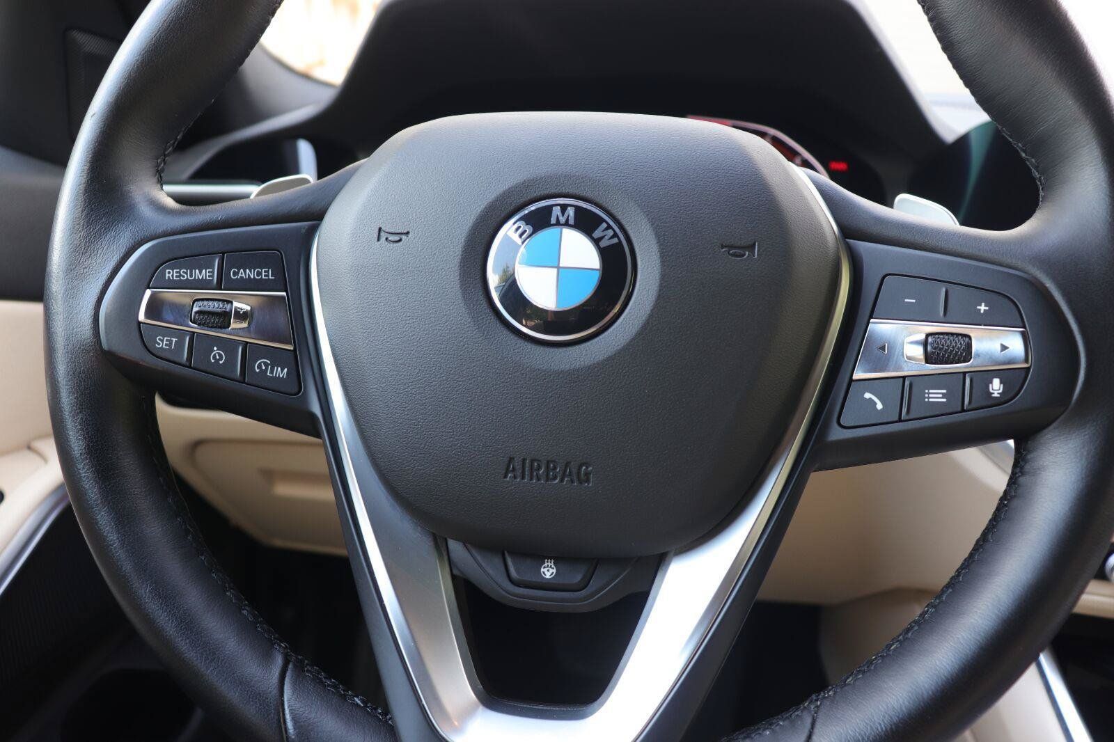 Used 2021 BMW 330i Sedan w/ Premium Package RWD image 25