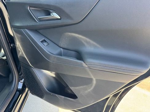 New 2026 Chevrolet Equinox LT FWD image 9