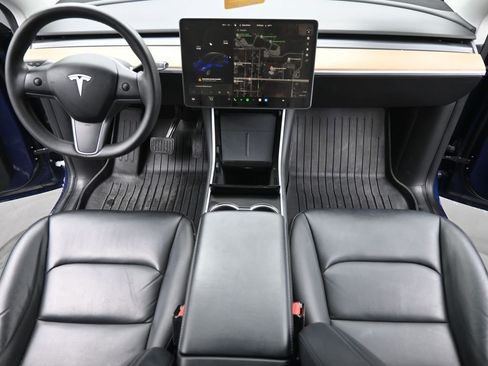 Used 2020 Tesla Model Y Long Range image 21