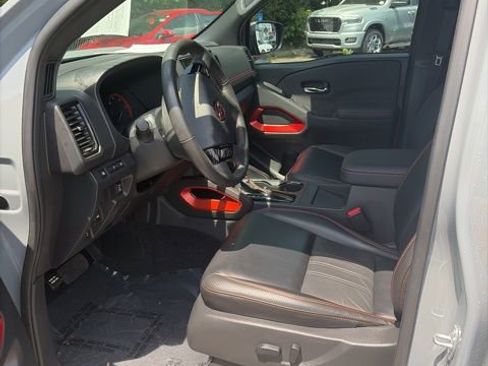 Used 2024 Nissan Frontier PRO-4X w/ Pro Premium Package AWD/4WD image 14