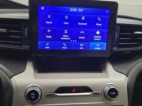 Used 2020 Ford Explorer 2WD image 25