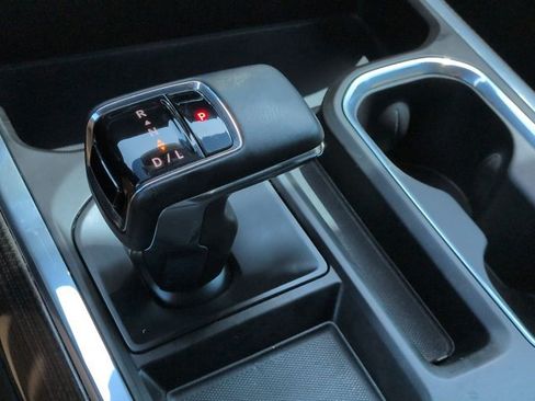 Used 2024 Chevrolet Silverado 1500 LT Trail Boss w/ Convenience Package II AWD/4WD image 18
