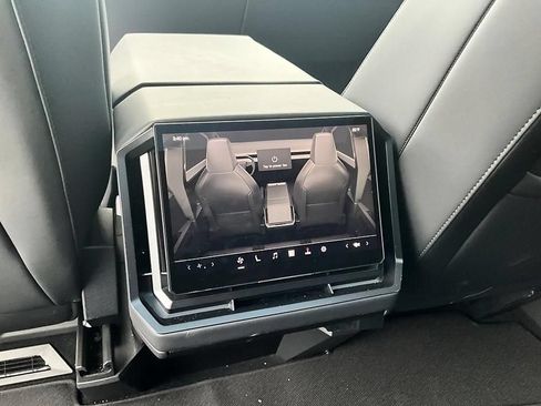Used 2025 Tesla Cybertruck Cyberbeast AWD/4WD image 34