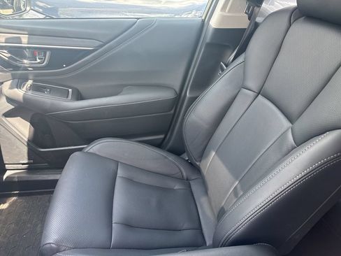 Used 2025 Subaru Outback Touring XT AWD/4WD image 13