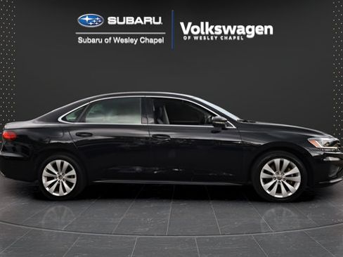 Used 2020 Volkswagen Passat 2.0T SEL FWD image 9