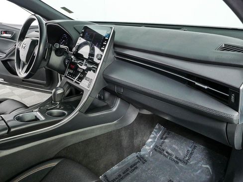 Used 2021 Toyota Avalon XSE FWD image 22